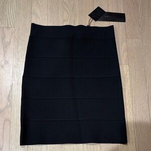 BCBGMaxAzria Classic Black Mini Bandage Pencil Skirt Small